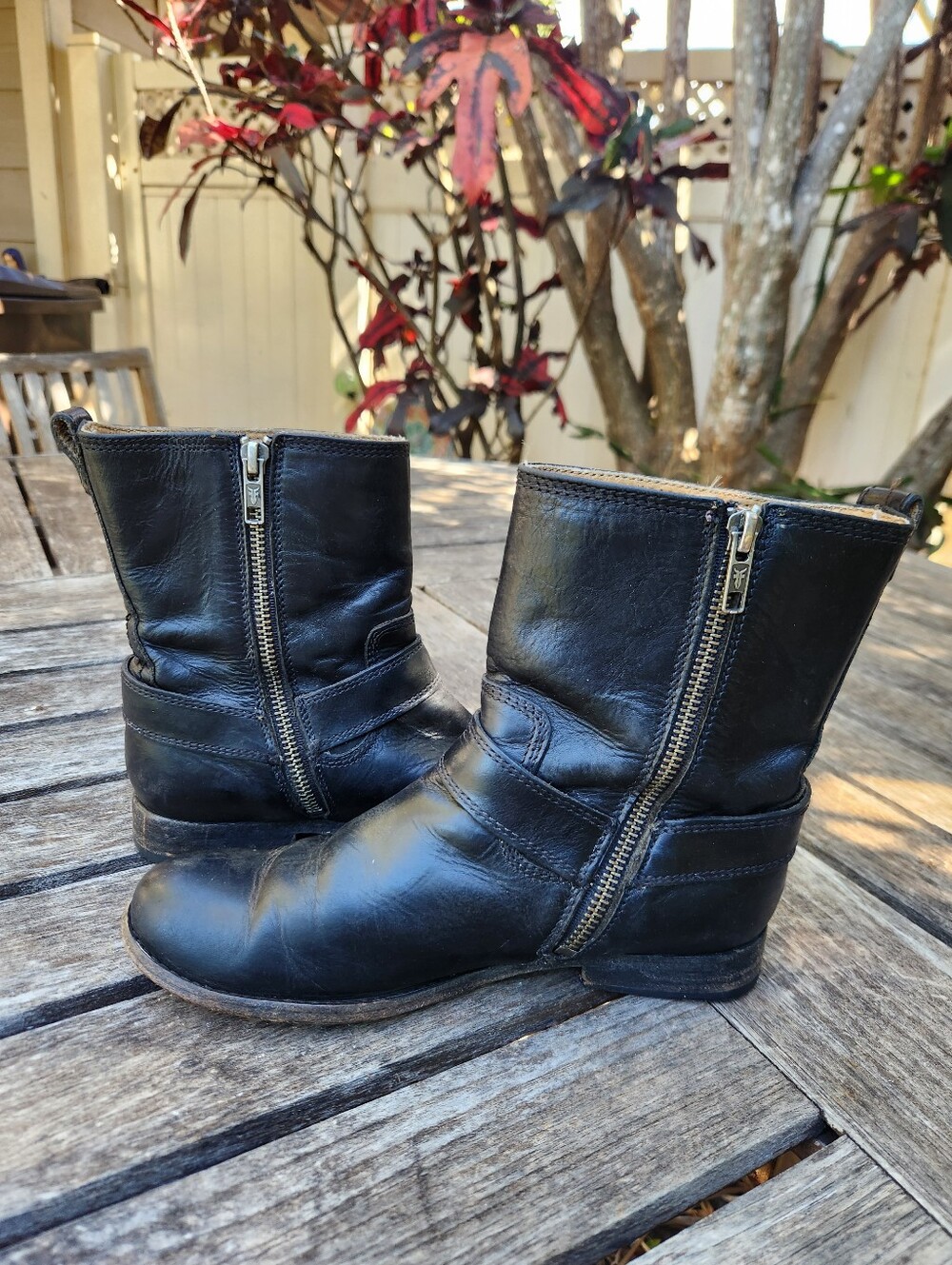Women's Frye Black Leather Ankle Boots 5.5B - Picture 5 of 10